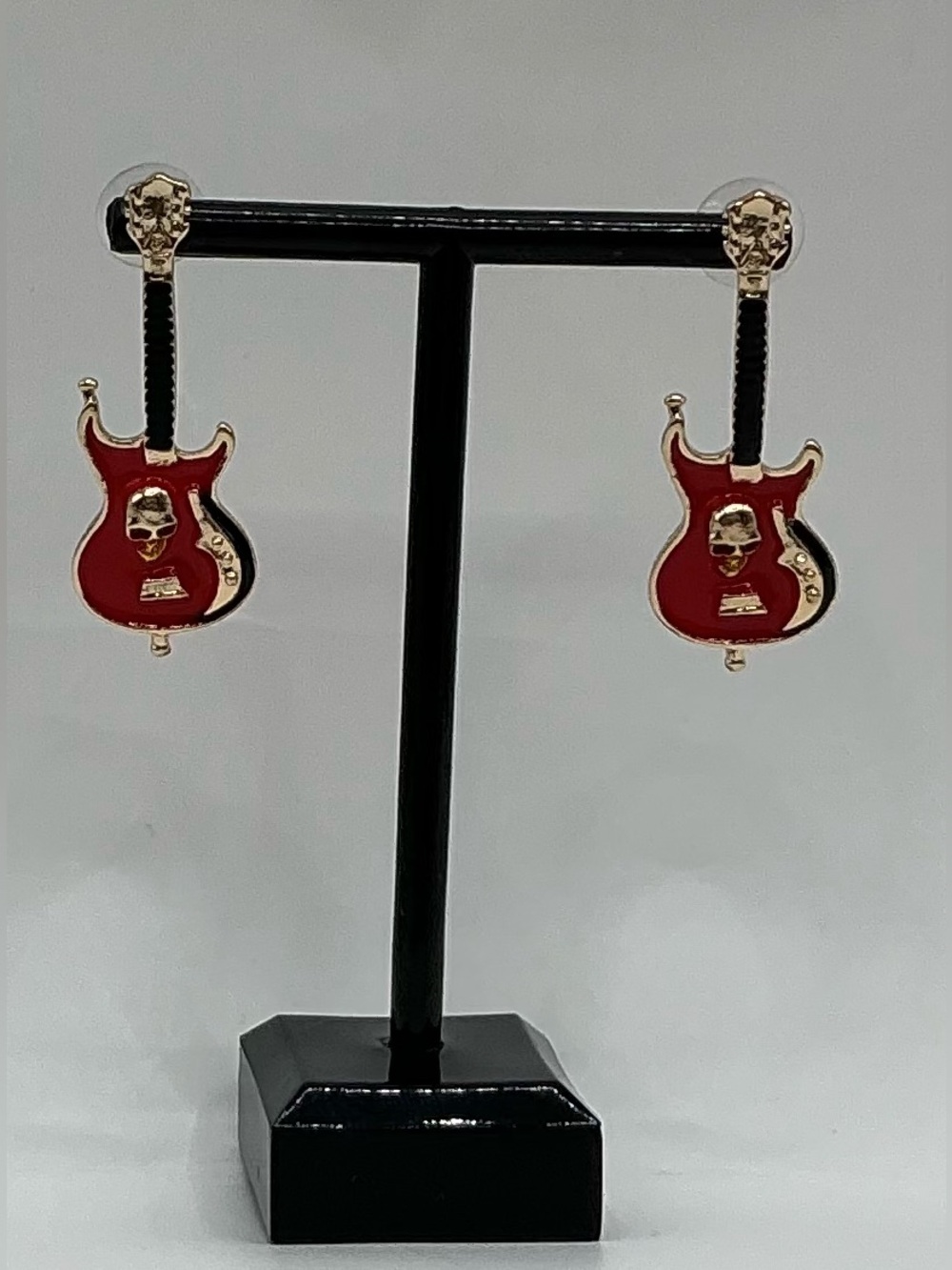 GOLD TONE RED ENAMEL SKULL GUITAR PIERCED EARRINGS NWOT